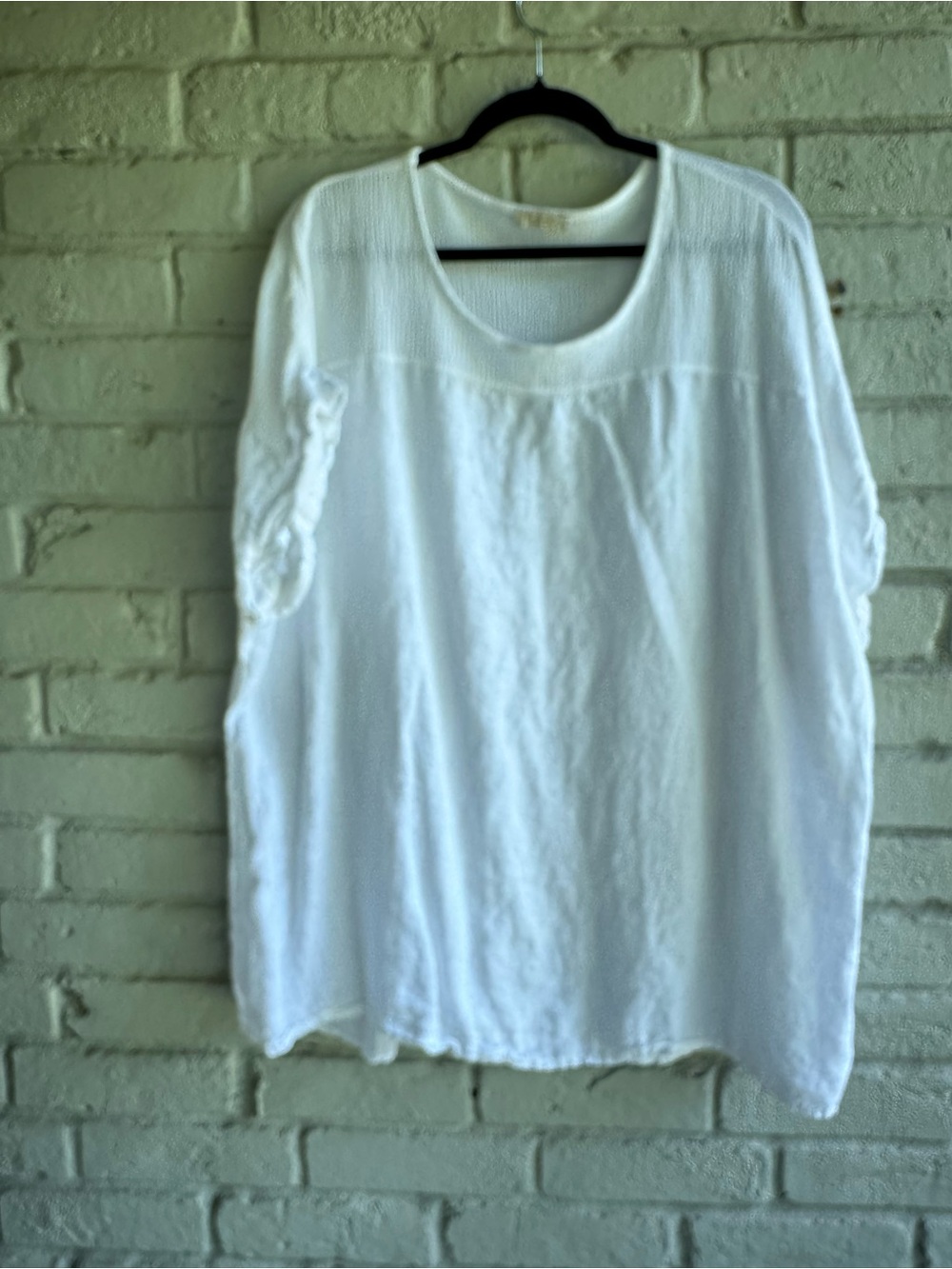 Women's White Scoop Neck Linen/Cotton trim made in Italy  Top Sz 3X PRELOVED